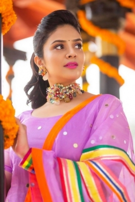 Sreemukhi Photos - 3 of 8