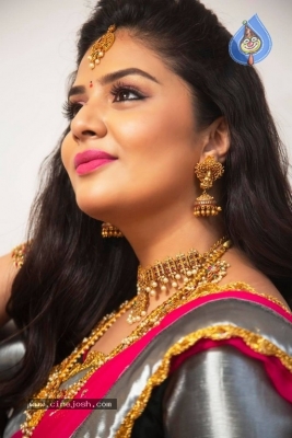 Sreemukhi Photos - 5 of 14