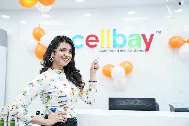 Mannara Unveils Xiaomi Mi10i - 12 / 19 photos