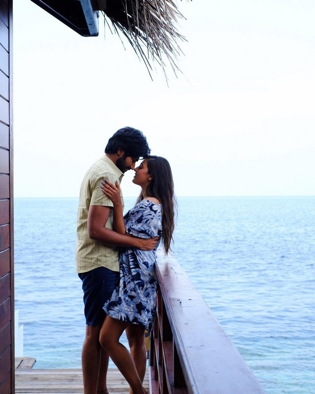 Niharika Honeymoon Pics - 2 / 4 photos