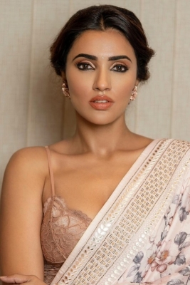 Akshara Gowda Pics - 8 of 9