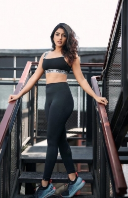 Eesha Rebba Pics - 1 of 4