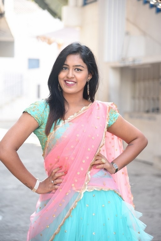 Meenal Photos - 5 / 19 photos