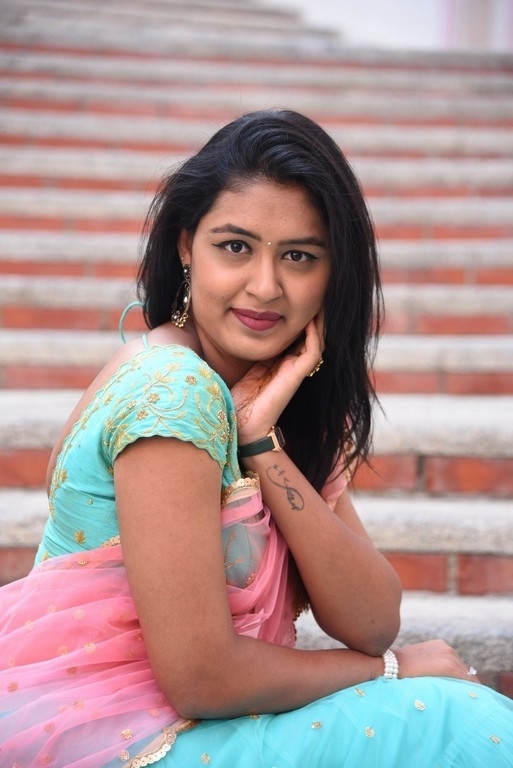 Meenal Photos - 7 / 19 photos