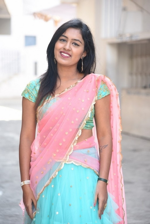 Meenal Photos - 11 / 19 photos