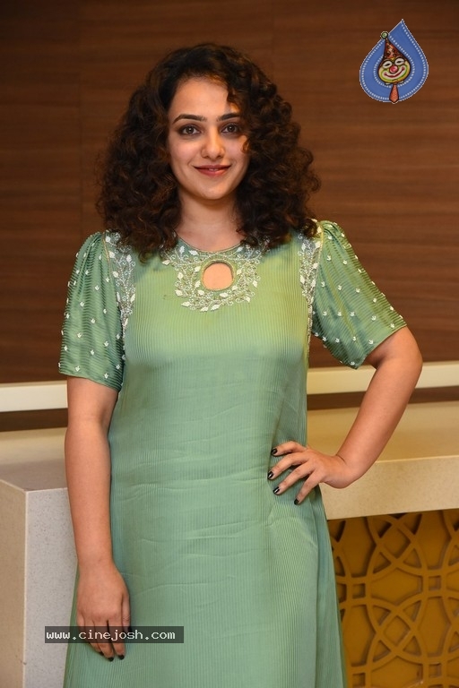 Nithya Menen Photos - 5 / 14 photos