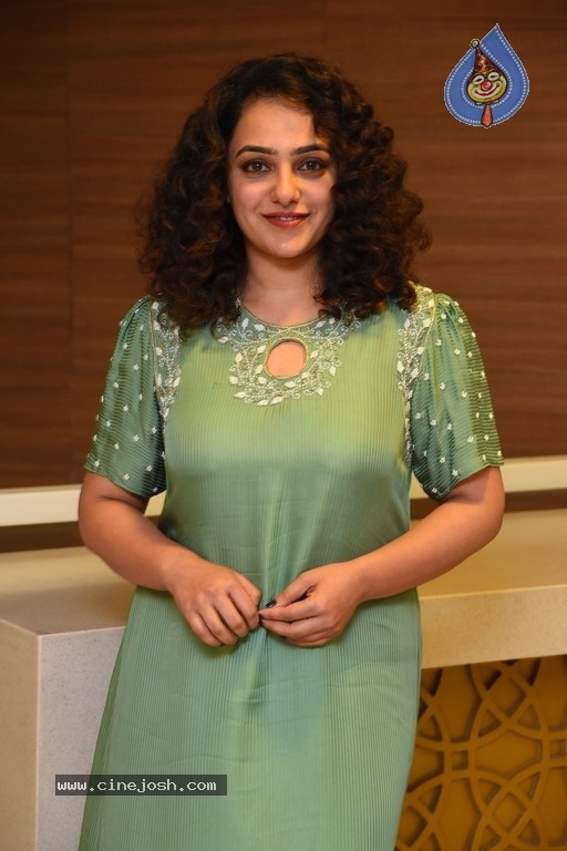 Nithya Menen Photos - 9 / 14 photos