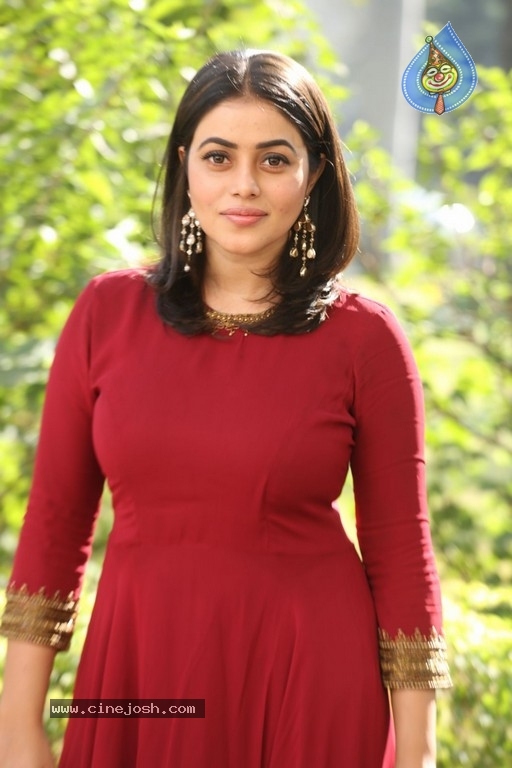 Poorna Photos - 11 / 15 photos