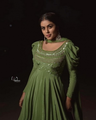 Poorna Photos - 4 of 6