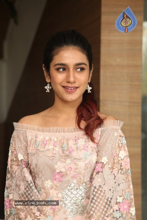 Priya Prakash Varrier Photos - 14 / 17 photos