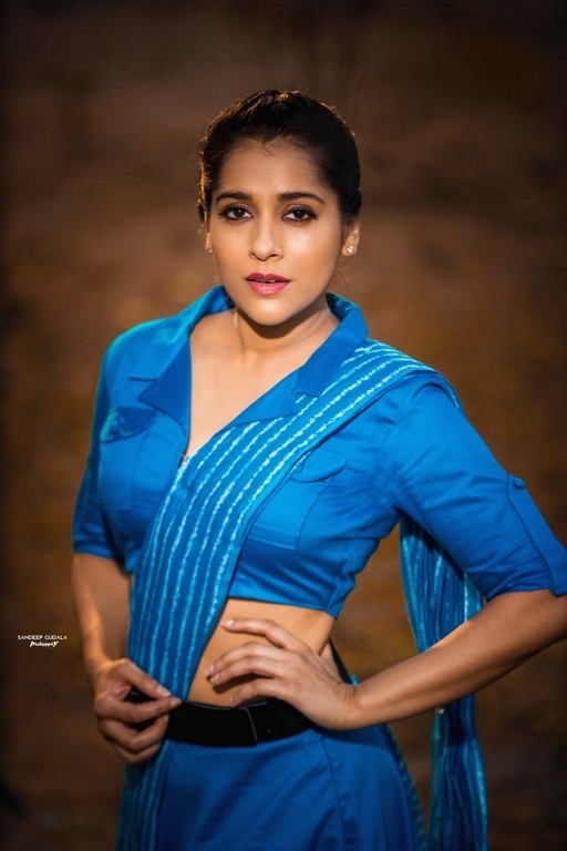 Rashmi Gautam Photos - 4 / 4 photos