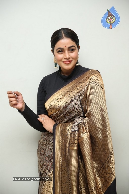 Shamna Kasim Photos - 1 / 19 photos