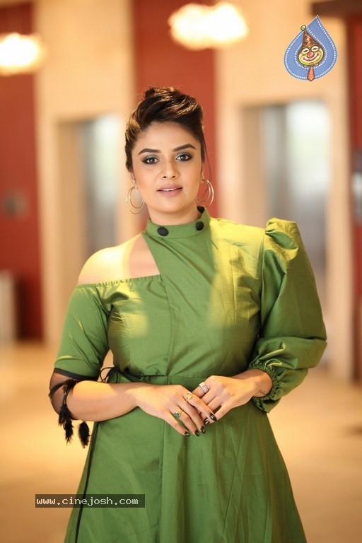 Sreemukhi Photos - Photo 15 of 17