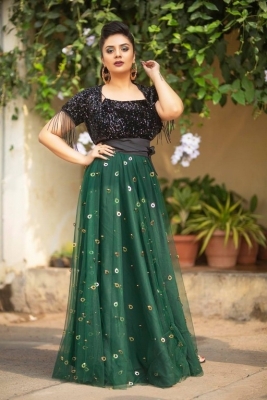 Sreemukhi Photos - 4 of 7