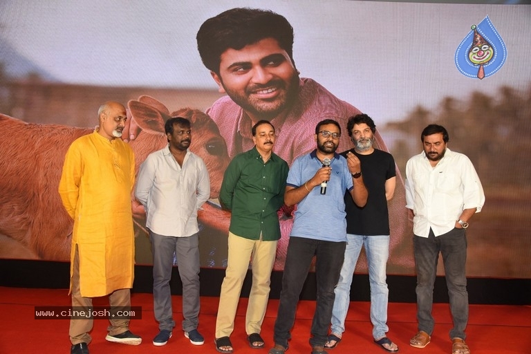 Sreekaram Movie Press Meet - 15 / 21 photos