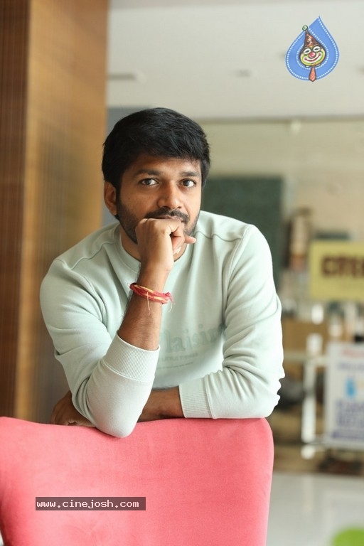 Anil Ravipudi Photos - 7 / 11 photos