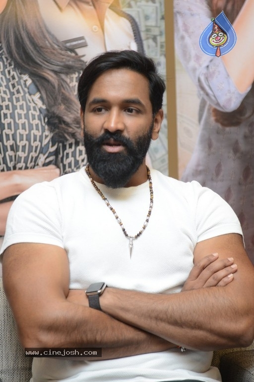 Manchu Vishnu Interview - 6 / 14 photos