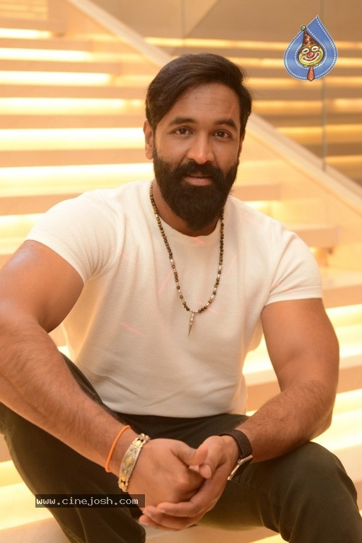 Manchu Vishnu Interview - 8 / 14 photos