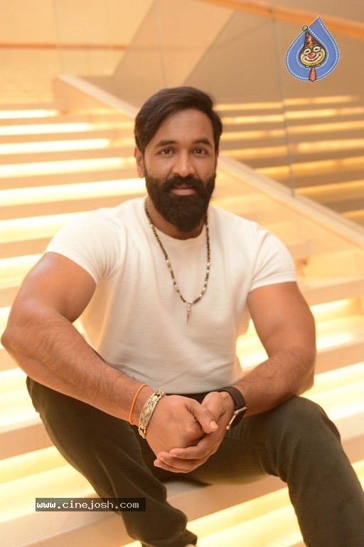 Manchu Vishnu Interview - 11 / 14 photos