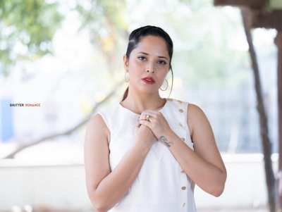 Anasuya Bharadwaj Photos - 7 of 7