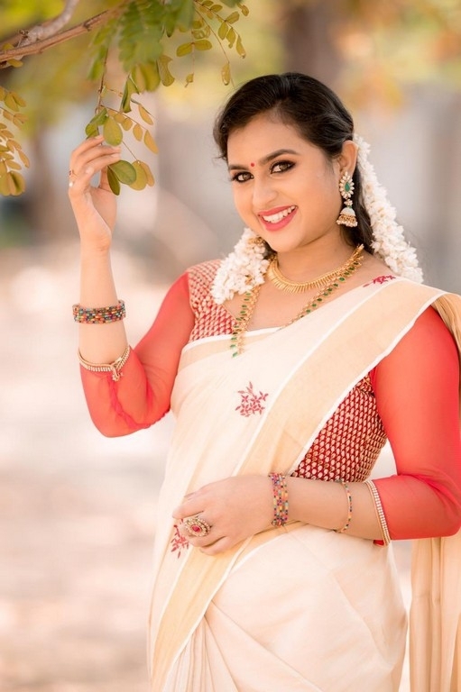 Diya Rose Photos - 1 / 11 photos