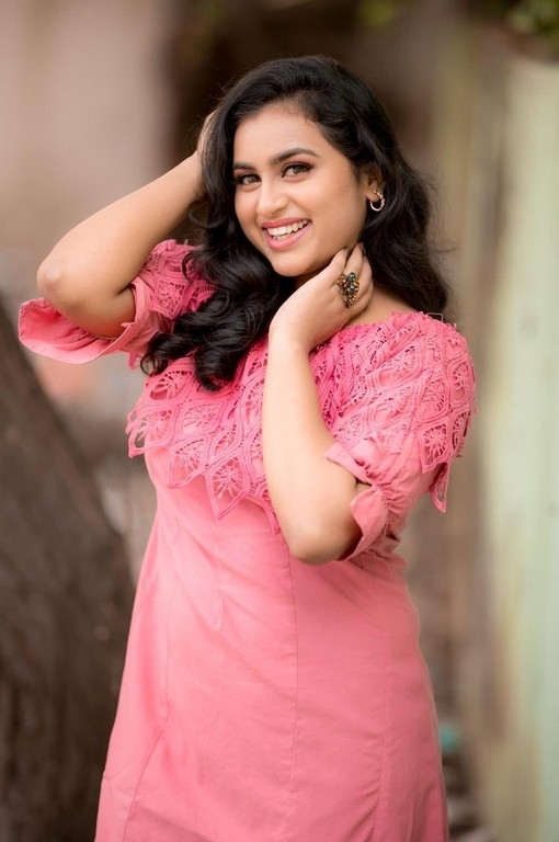 Diya Rose Photos - 2 / 11 photos