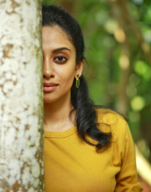 Gauthami Nair Photos - 21 / 21 photos