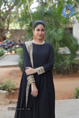 Lavanya Tripathi Photos - 5 of 21