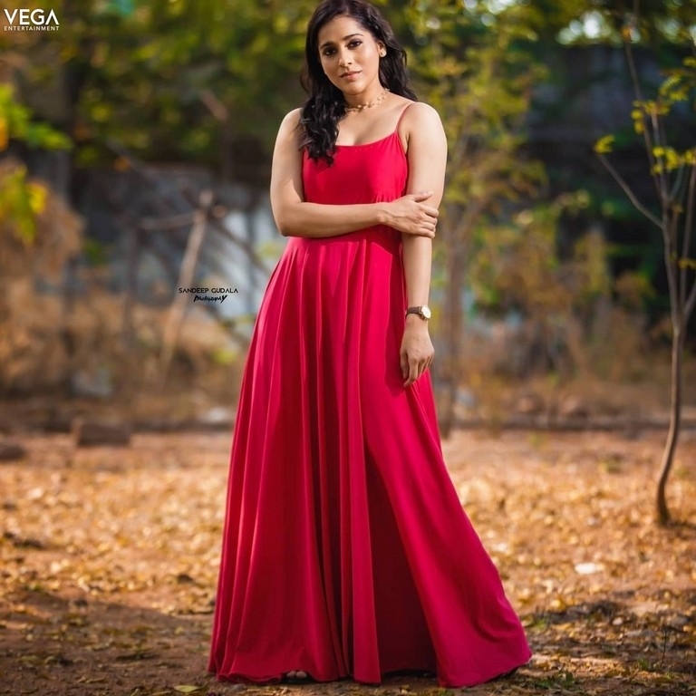 Rashmi Gautam Photos - 5 / 5 photos