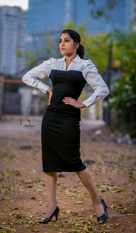 Rashmi Gautam Photos - 1 / 4 photos