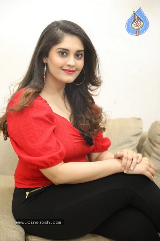 Surabhi Interview Photos - 13 / 21 photos