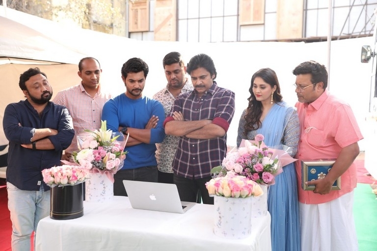 Pawan Launches Sashi Trailer - 2 / 2 photos