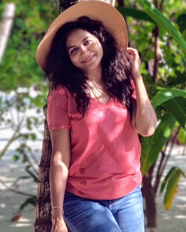 Singer Sunitha Vacation Pics - 7 / 10 photos