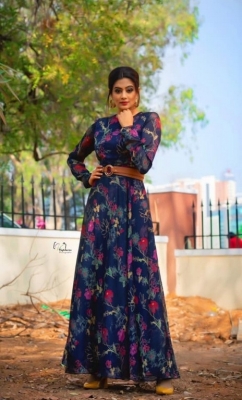 Priya Mani Pics - 5 of 10