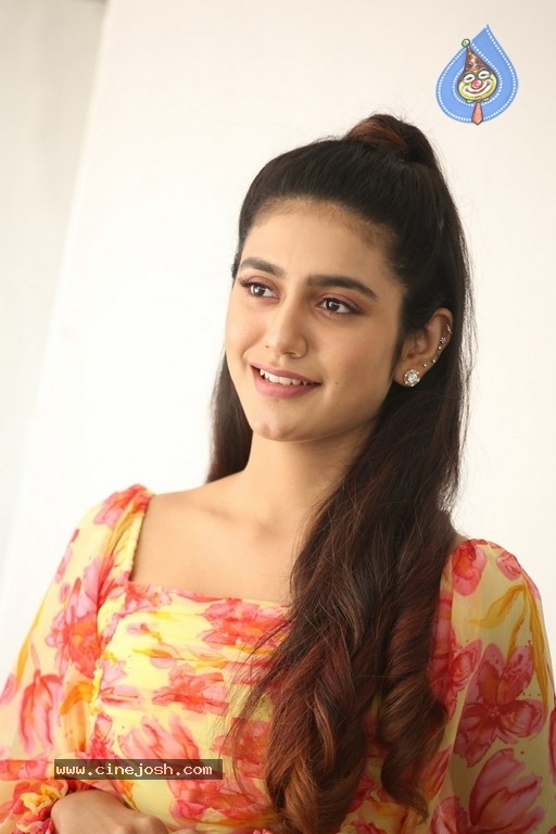 Priya Prakash Varrier Photos - 8 / 21 photos