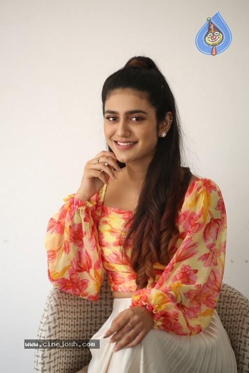 Priya Prakash Varrier Photos - 16 / 21 photos