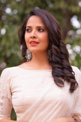 Anasuya Bharadwaj Photos - 8 of 10