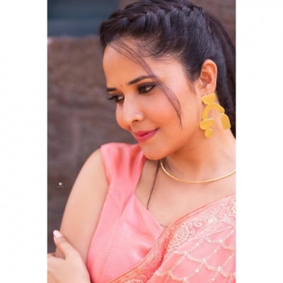 Anasuya Bharadwaj Photos - 1 of 7