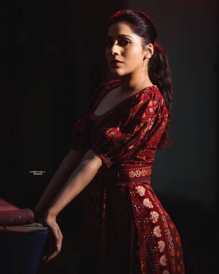 Rashmi Gautam Photos - 4 of 4