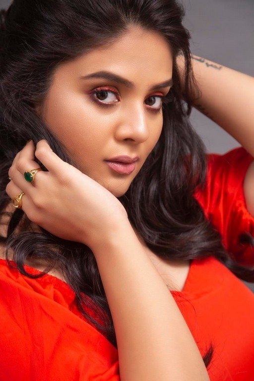 Sreemukhi Photos - 2 / 10 photos