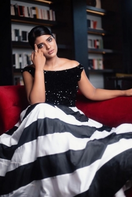 Aishwarya Rajesh Pics - 1 of 4