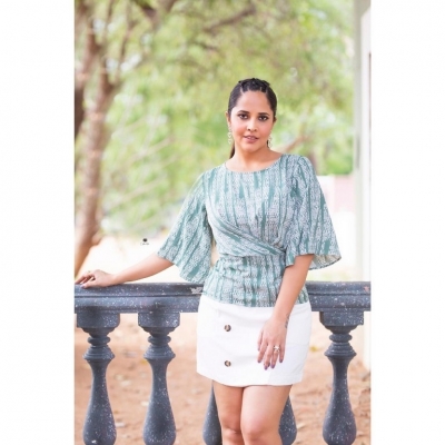 Anasuya Bharadwaj Photos - 3 of 7