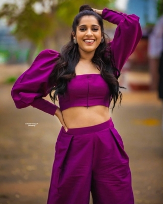 Rashmi Gautam Photos - 7 of 10