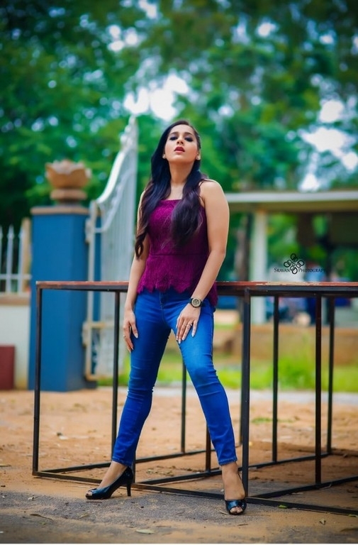 Rashmi Gautam Photos - 5 / 6 photos