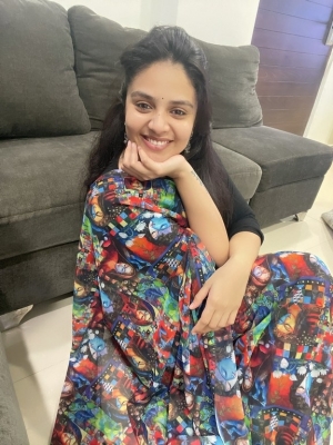 Sreemukhi Photos - 1 of 8