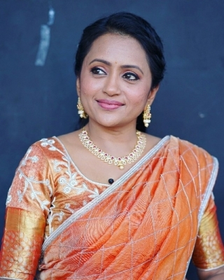 Suma Kanakala Pics - 1 of 8