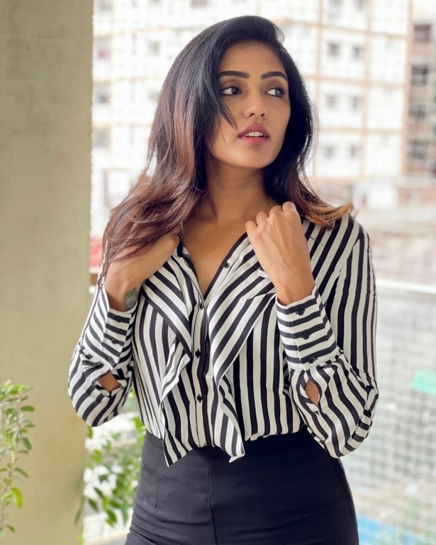 Eesha Rebba Photos - 1 / 10 photos