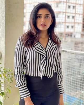 Eesha Rebba Photos - 3 of 10