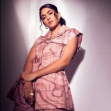 Mrunal Thakur Photos