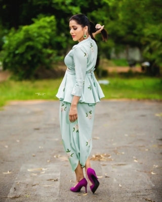 Rashmi Gautam Photos - 9 of 10